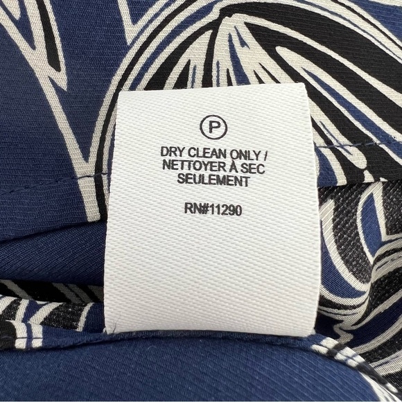 Derek Lam 10 Crosby 100% Silk Blue Floral V-Neck Sleeveless Blouse Side Slit 2 - Picture 8 of 8